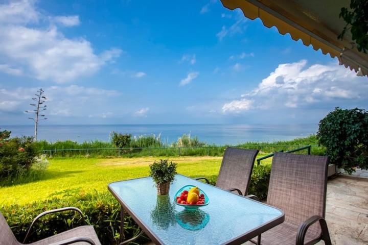 Mola Kaliva Sea View, 100M From The Beach! Eksteriør bilde